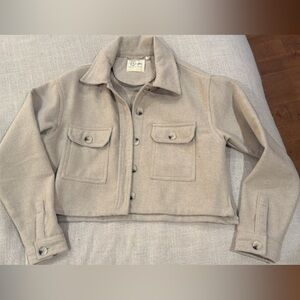 27 Boutique Cropped Beige Shacket Jacket -S